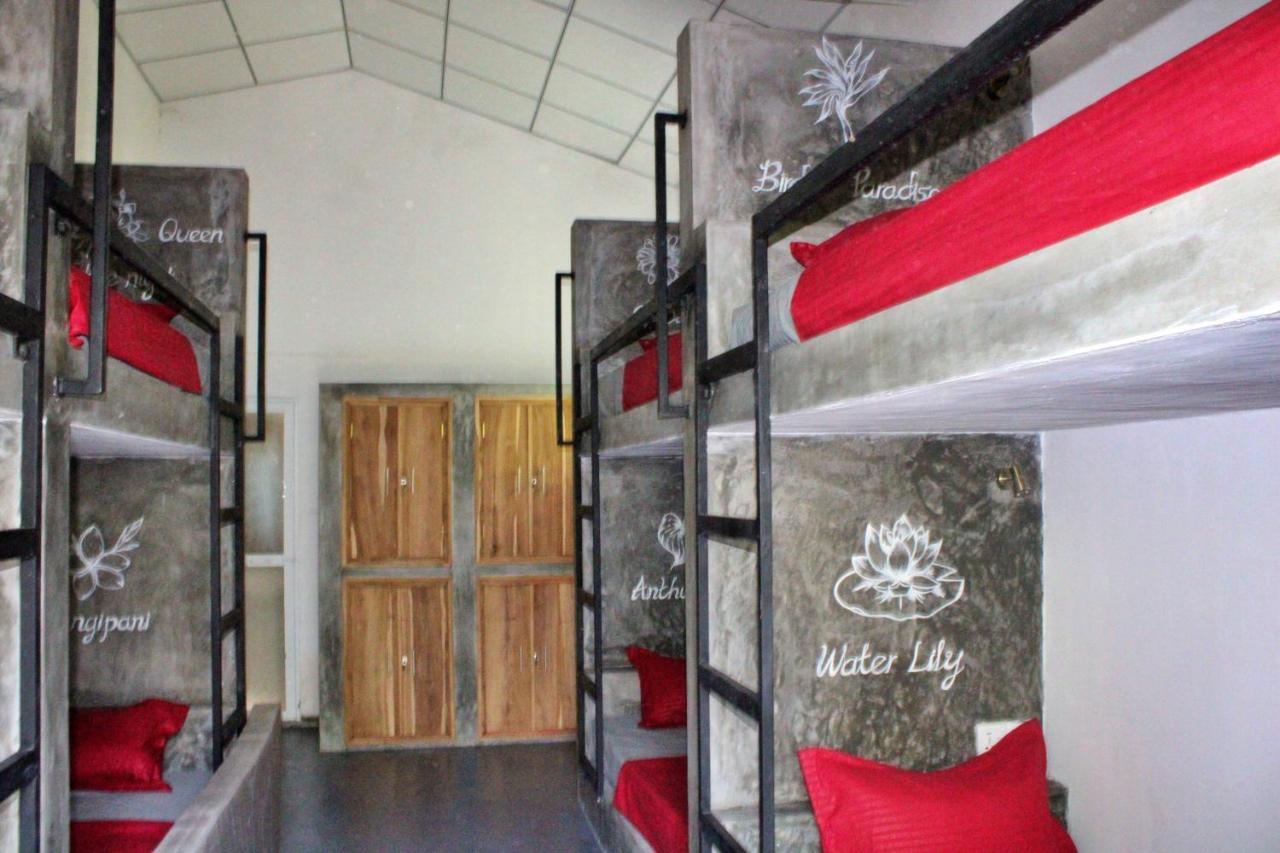Pranaya Hiriketiya Hostel Dickwella Exterior photo